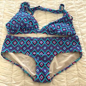 Swimsuits for all, Top size 14, bottom size 16